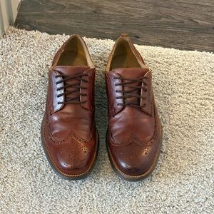 Brown Leather Wingtip Oxford Shoes